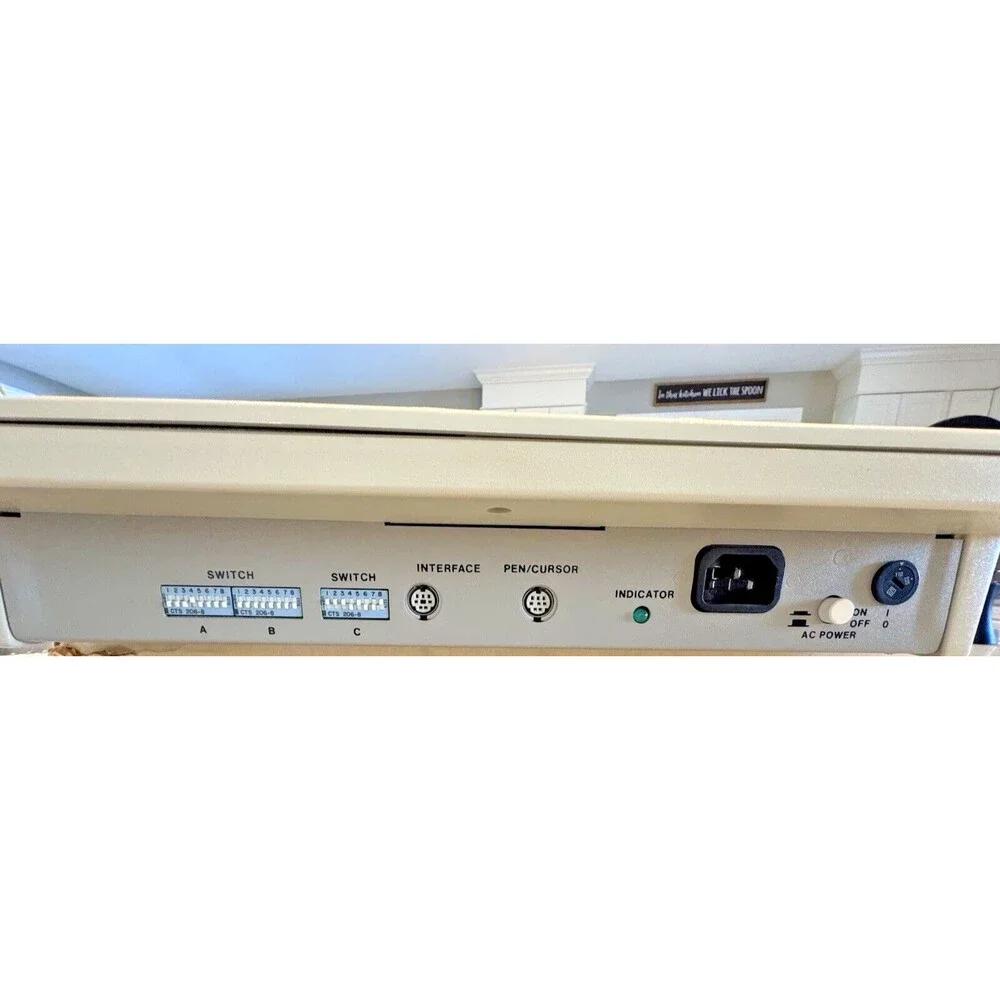 KURTA 15312-0002 E IS/ONE INPUT SYSTEM GRAPHICS TABLET MODEL: 12 X 12